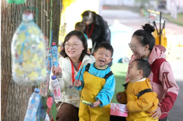 触手可及线下近在家门口使无数婴幼儿和他们的家庭获益