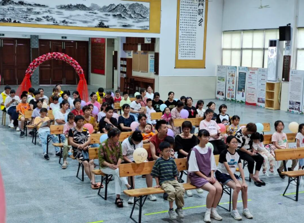 走进村社幼儿园小学展开针对性辅导